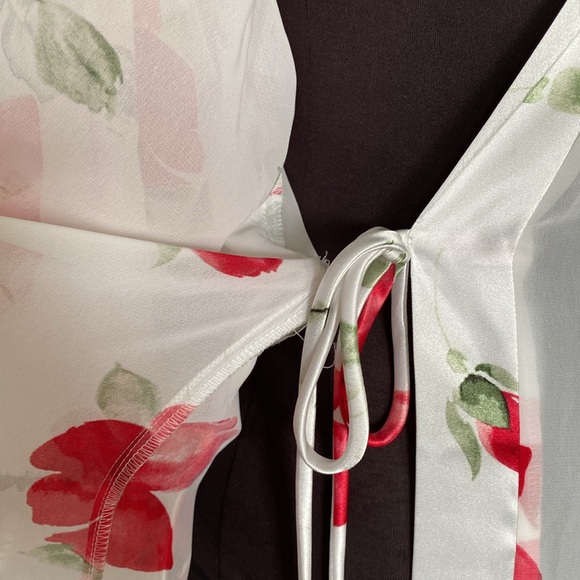 REDUCED 💝 Vtg 80’s “Private Luxuries” flowers honey moon long robe! Size Medium - Picture 11 of 15